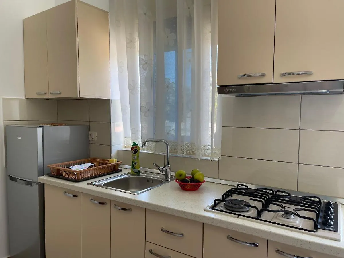 Kristeo Apartman Vlora Albánia