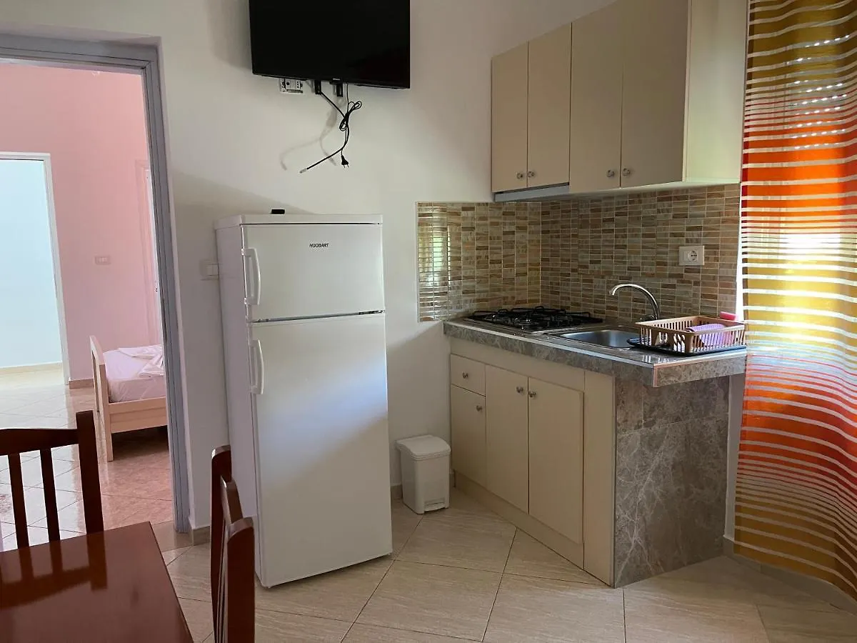 Kristeo Apartman Vlora Albánia